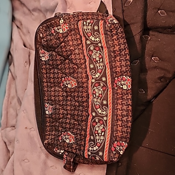 Vera Bradley brown tote, wallet, and cosmetic clutch - Picture 4 of 8